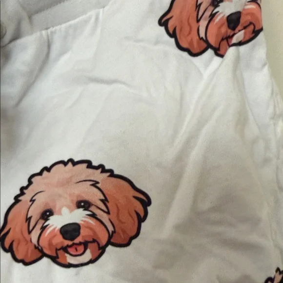 White Shorts with Black Trim size S - Picture 4 of 6